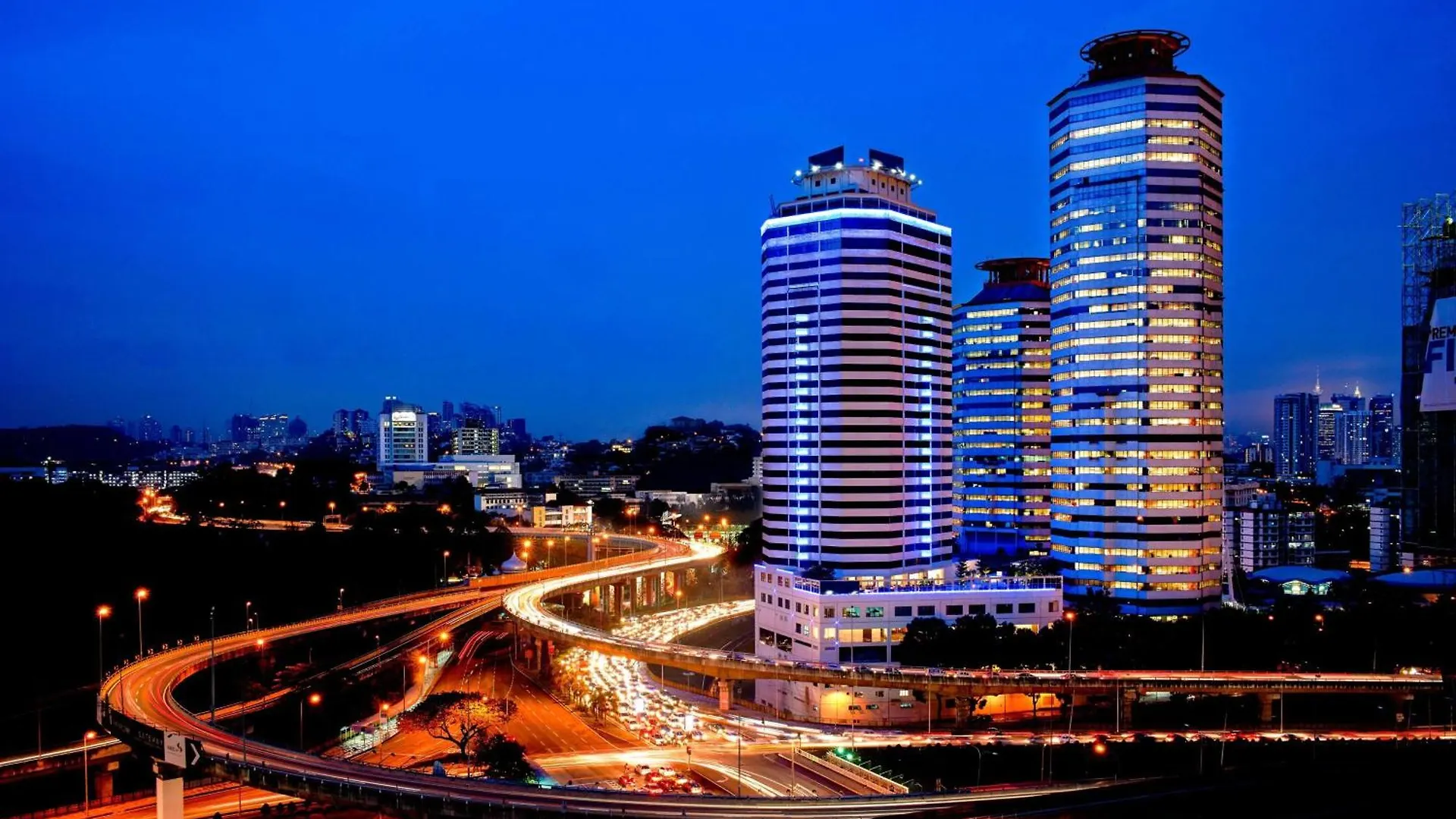 Wyndham Grand Bangsar Kuala Lumpur Hotel 5*,